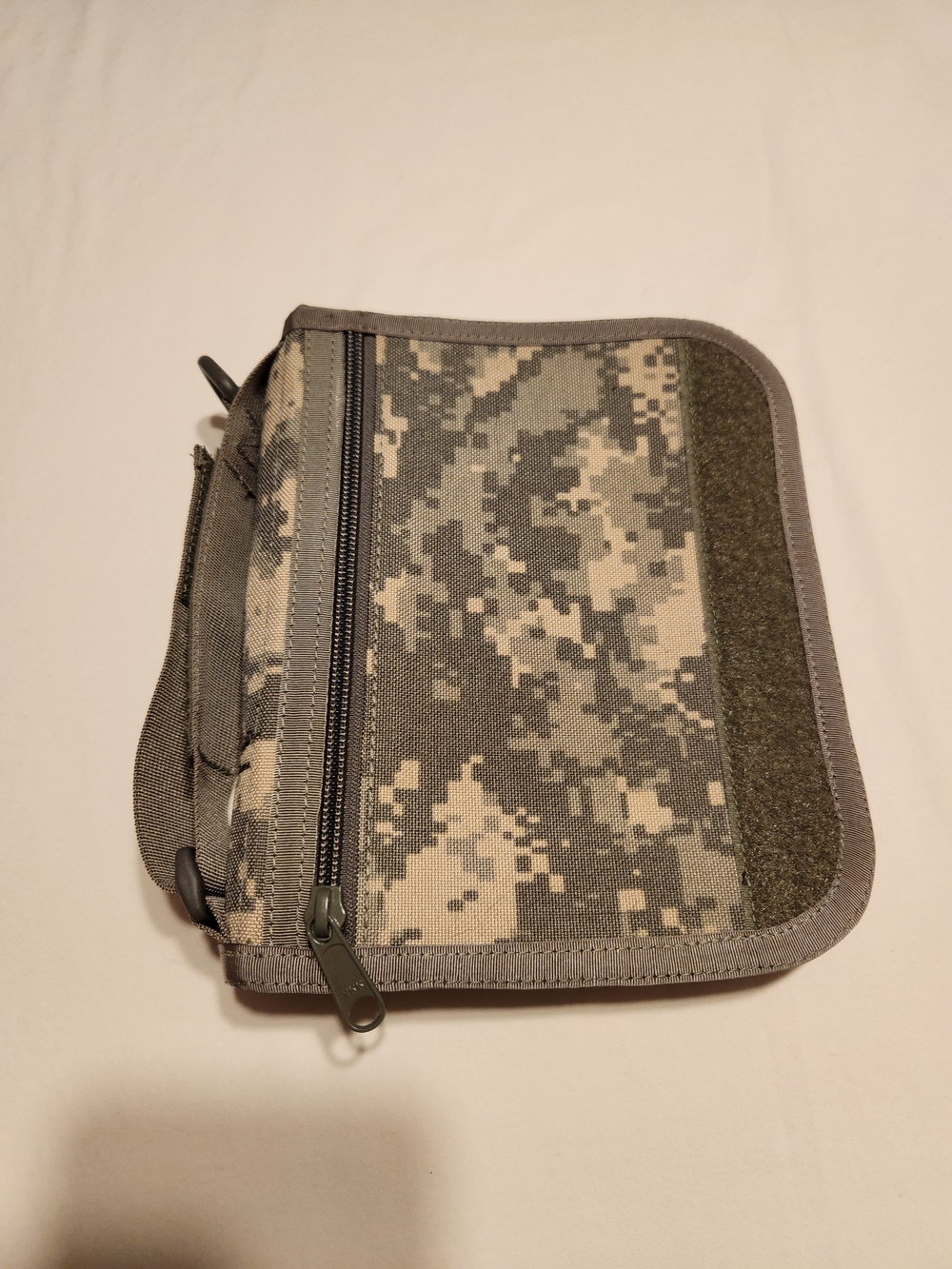 Tactical Digital Camo Travel Organizer Pouch - Gray